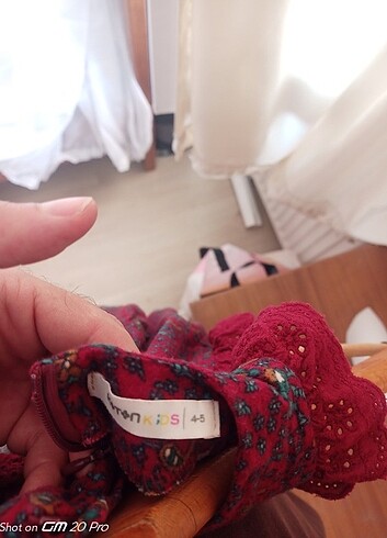 Bordro kolsuz elbise  - Görsel 2