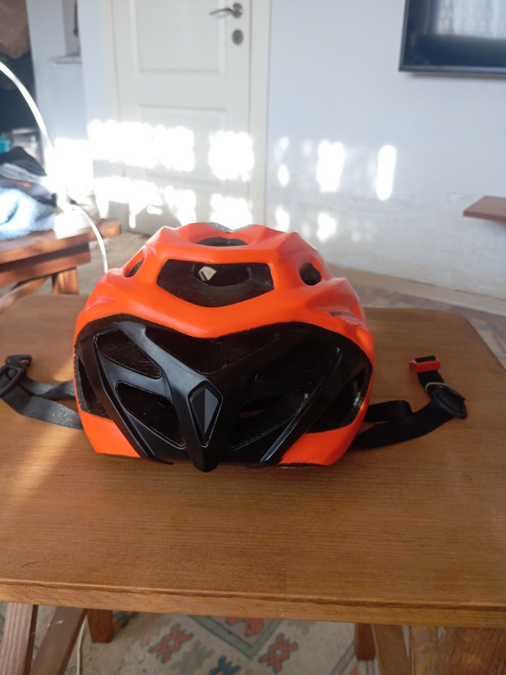 B-TWIN MTB Bisiklet Kaskı (286 Gr) - Görsel 3