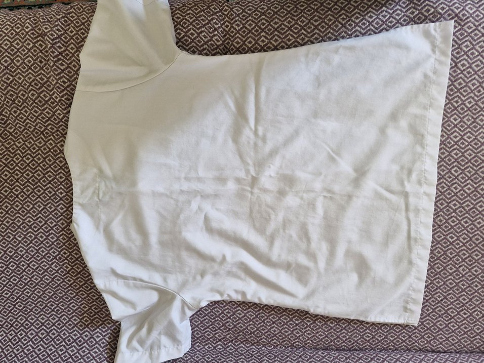 Kadın beyaz renk scrubs üstü - Görsel 3