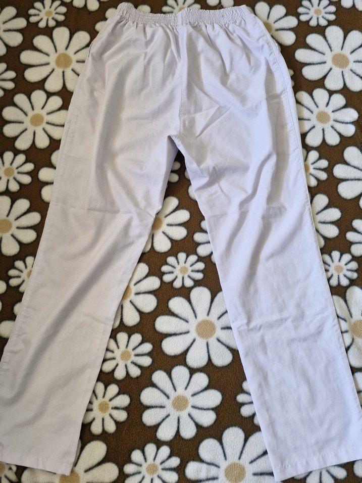 Beyaz Renk Kadın Scrubs Altı - Görsel 2