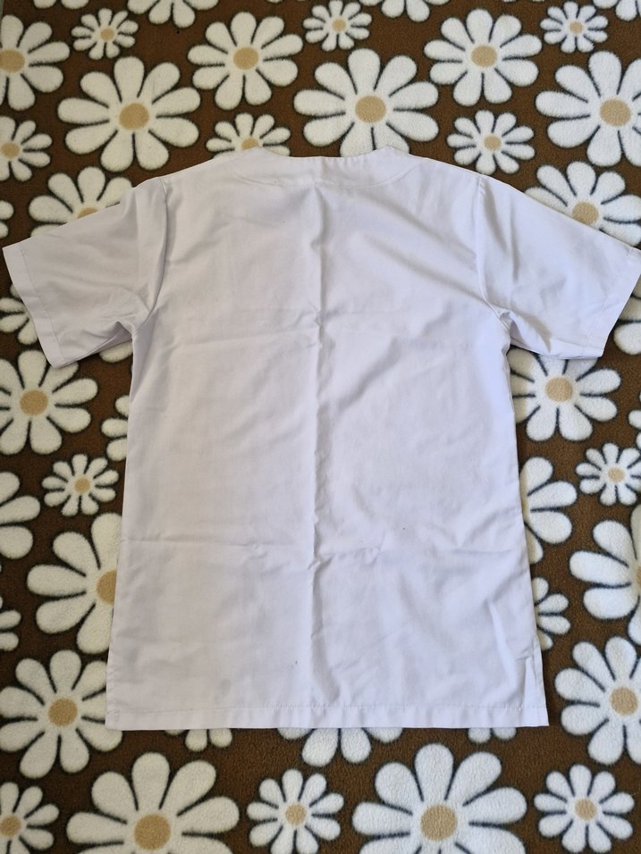 Beyaz Renk Kadın Scrubs - Görsel 2