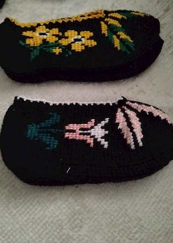 Çiçek Desenli El Örgüsü Patikler - Görsel 4