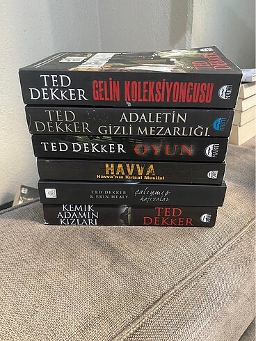 Ted dekker serisi