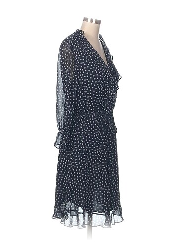 Batik Batik Kısa Elbise %70 İndirimli.