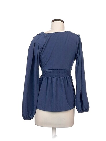 l Beden Batik Bluz %70 İndirimli.