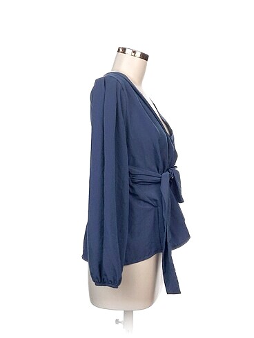 Batik Batik Bluz %70 İndirimli.