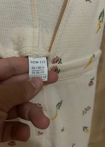 24-36 Ay Beden ten rengi Renk Lcwa 2-3 yaş tulum