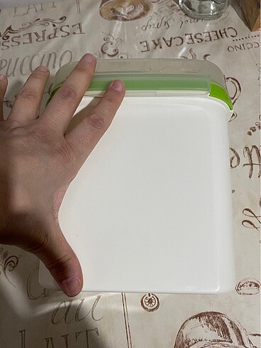 Beden beyaz Renk Tupperware 4 lt