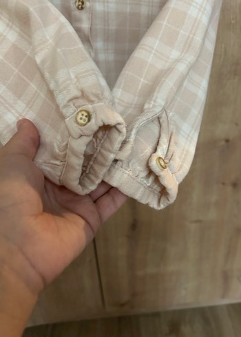 Lcwa 2-3 yaş Kız Çocuk Bej Bağlamalı Pamuklu Gömlek - Görsel 5