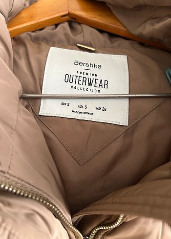 Bershka 36 beden kapitone - Görsel 3