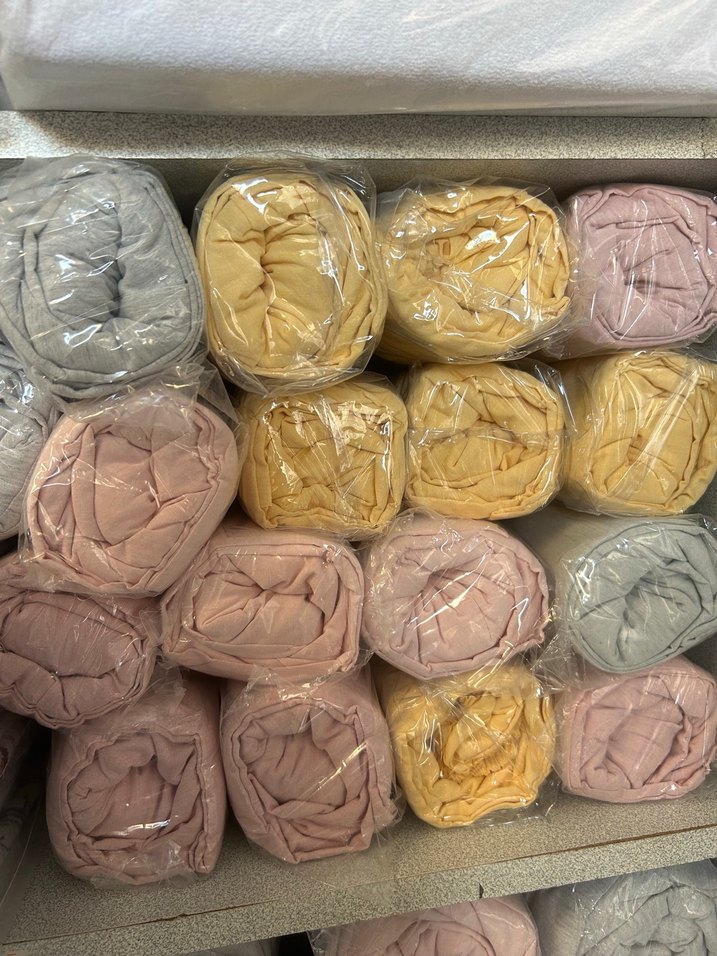 Gri Tek Kişilik Baskılı Lastikli Çarşaf Seti - Görsel 2