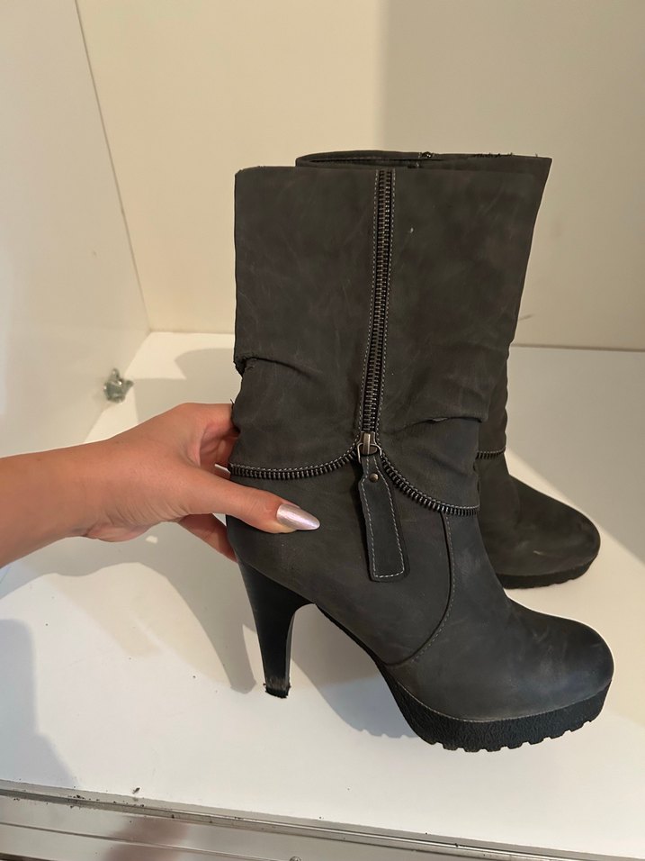 Gri Süet Topuklu Kadın Bot - Görsel 2