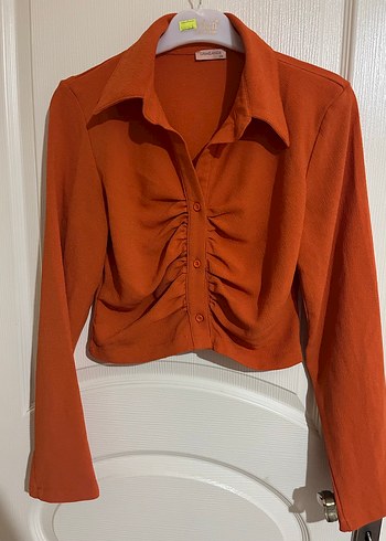 Zara Düğmeli, Uzun Kollu Turuncu Crop Bluz