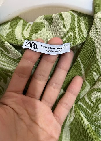 Zara Yeşil Batik Desenli crop