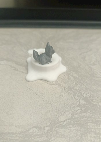 Beyaz tilki figürlü nabalis balisong standı - Görsel 2