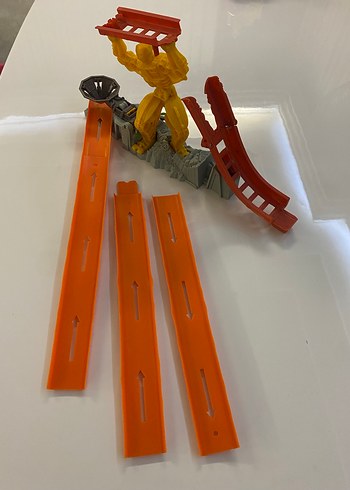  Beden Hot Wheels Motor Yarışçıları Oyun Seti