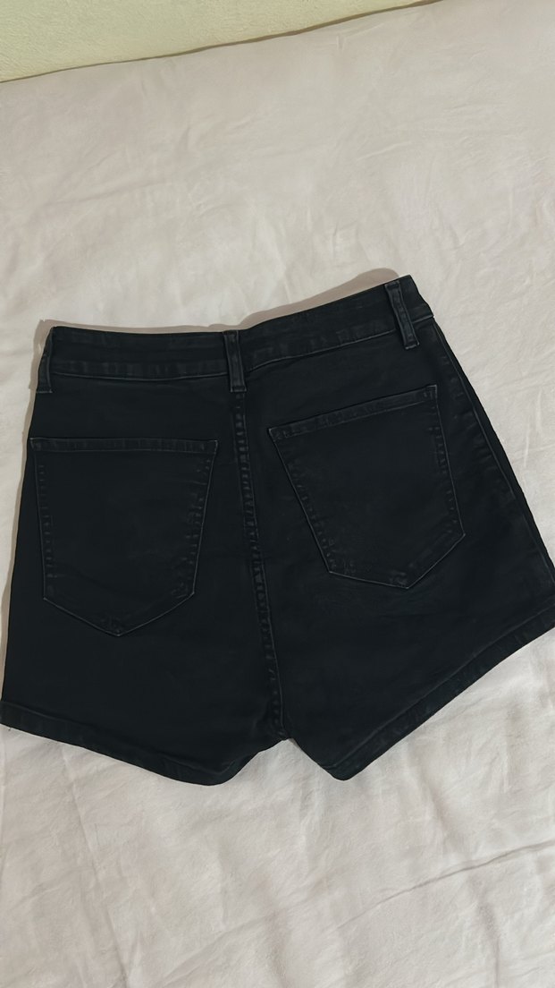 Bershka Siyah Mini Denim Şort - Görsel 2