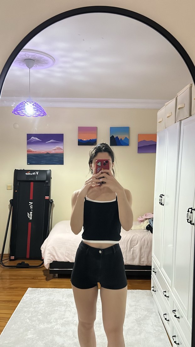 Bershka Siyah Mini Denim Şort - Görsel 3