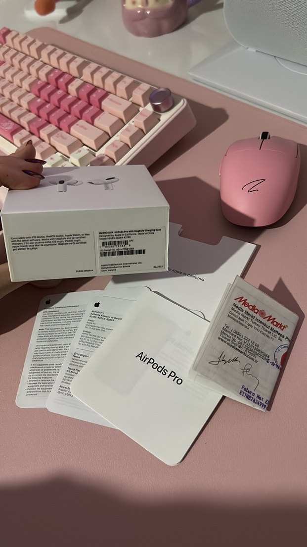 Apple AirPods Pro Kulaklık - Görsel 4