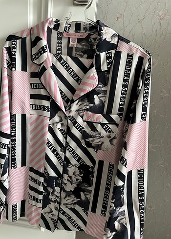 Victoria's Secret Baskılı Uzun Kollu Kadın Pijama takımı - Görsel 5