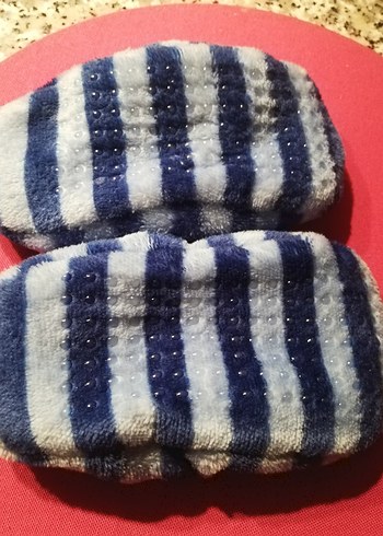 Çocuklar İçin Renkli Tie-Dye Sıcacık Ev Terliği - Görsel 3