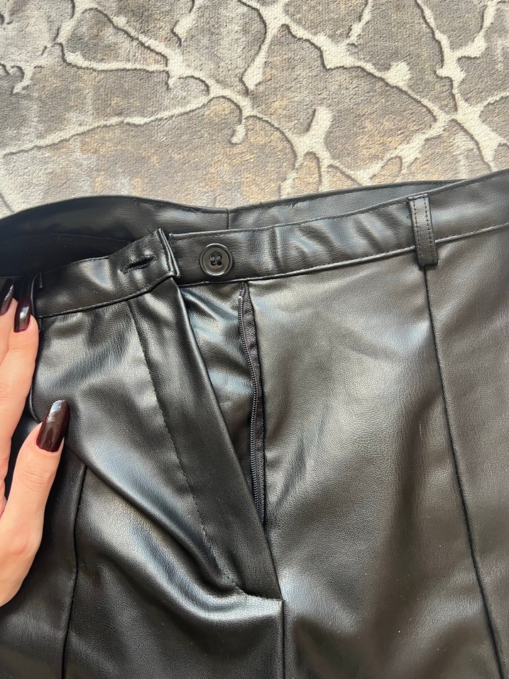 Siyah Deri Pantolon - Görsel 3