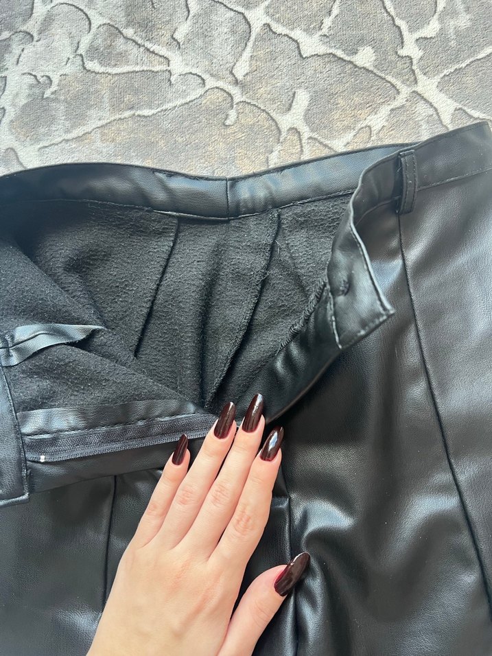 Siyah Deri Pantolon - Görsel 4