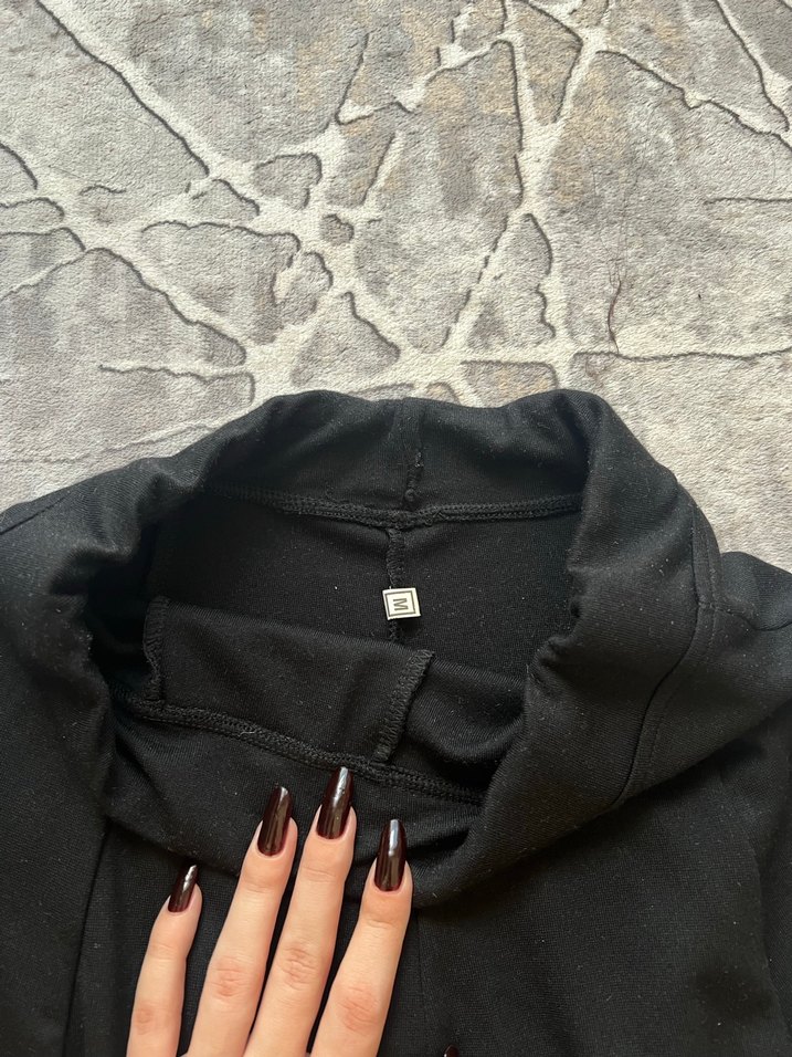 Siyah Etek - Görsel 2