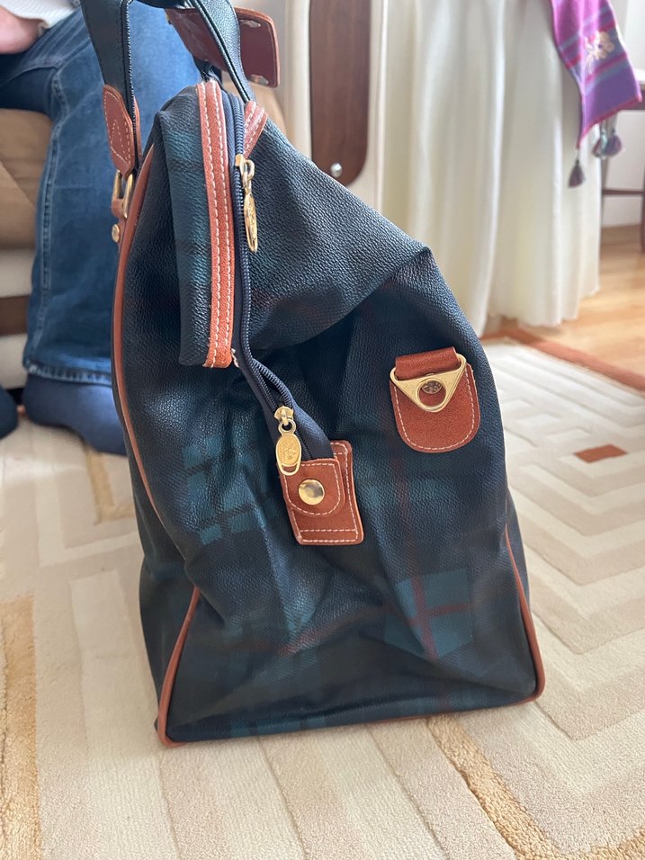 Seyahat Çantası / Bavul - Görsel 3