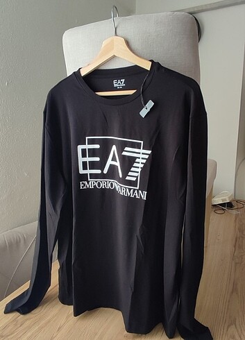 EMPORİO ARMANİ 