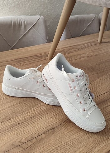 39 Beden beyaz Renk Skechers 
