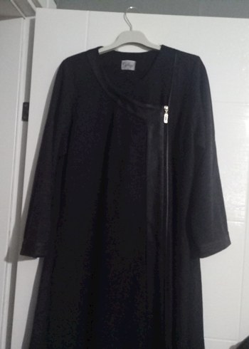 Siyah Uzun Keten Kadın Kaban - Görsel 4