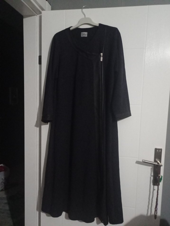 Siyah Uzun Keten Kadın Kaban - Görsel 5