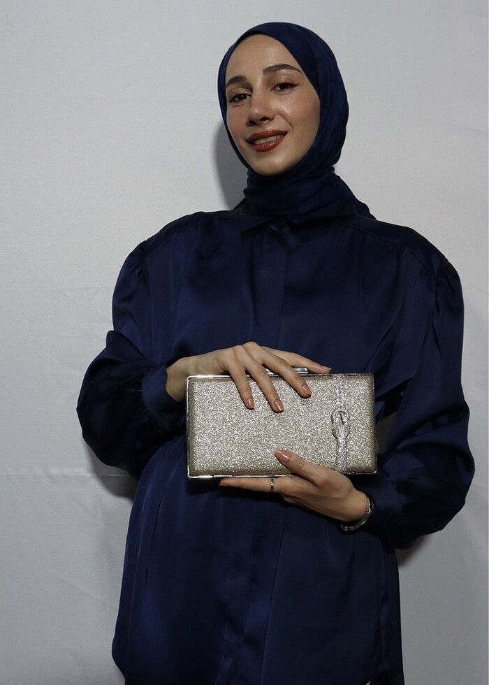 Kadın platin Simli Gümüş Şerit Detaylı Abiye Çanta - Görsel 2