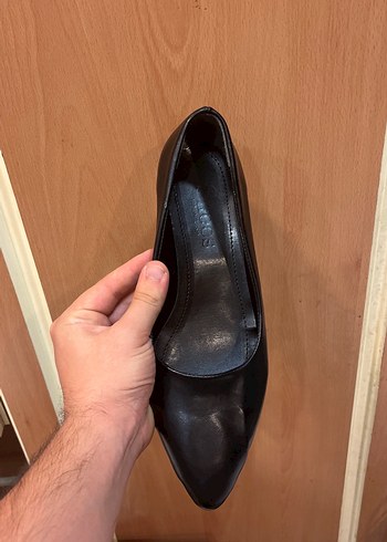 Diğer Klasik Siyah Kadın Topuklu Ayakkabı