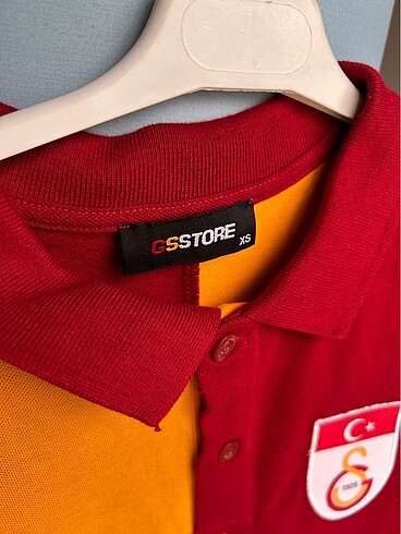 xs Beden kırmızı Renk Galatasaray forma