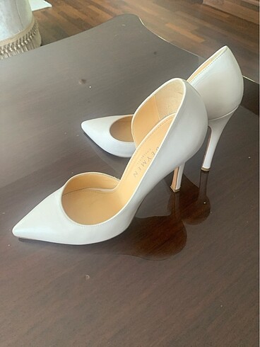 37 Beden beyaz Renk BEYMEN den kırık beyaz stiletto