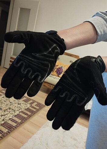 Motosiklet dizliği ve eldiveni  - Görsel 4