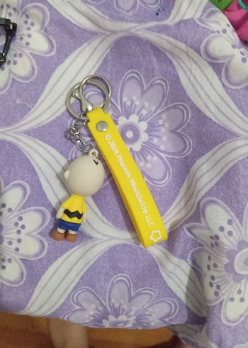 Peanuts Sarı Charlie Brown Figürlü Anahtarlık