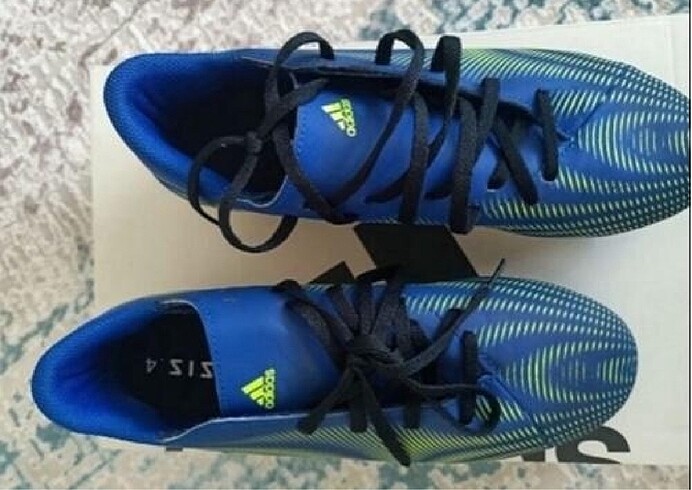 Adidas Ürün yenidir 40,5 numara adidas nemessis