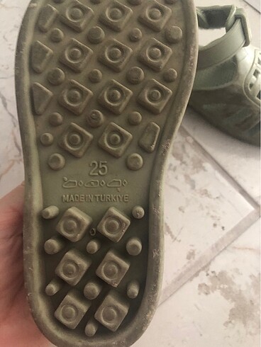 25 Beden yeşil Renk Sandalet