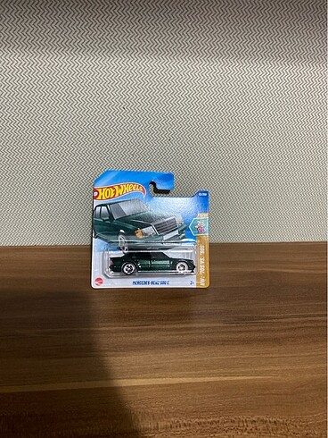 Mercedes benz 500 E yeşil