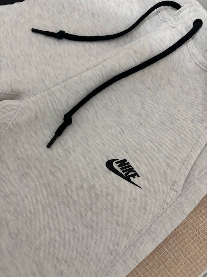 Nıke tech fleece 24 sezon - Görsel 2