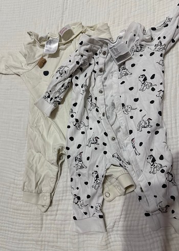 Baskılı, Düğmeli Gri Beyaz Köpek Kıyafeti - Görsel 4