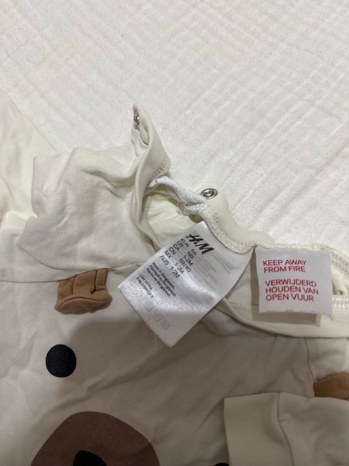 Baskılı, Düğmeli Gri Beyaz Köpek Kıyafeti - Görsel 2