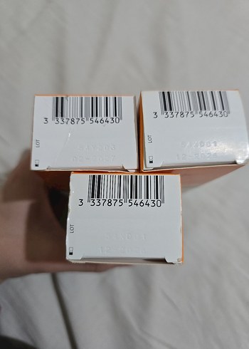 La Roche-Posay Anthelios Uvmune 400 SPF50+ Yüz Güneş Kremi 50ml - Görsel 4