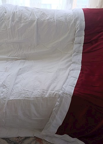 Bordo Parlak Düz Desen yorgan - Görsel 2