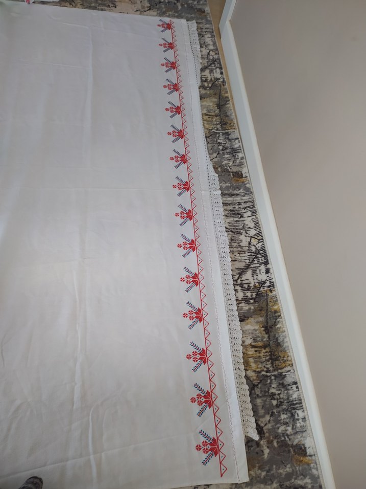 Nakışlı Beyaz ve Gri örtü - Görsel 5