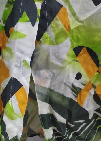 Uzun Kesim Renkli Batik Desenli Kadın Gömlek - Görsel 4