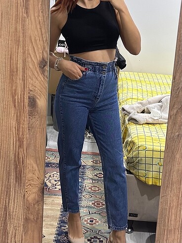 Beli lastikli mom jeans